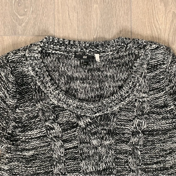 H&M Heathered Marle Cable Knit Sweater Pullover Chunky Black White Size Small - Picture 7 of 13